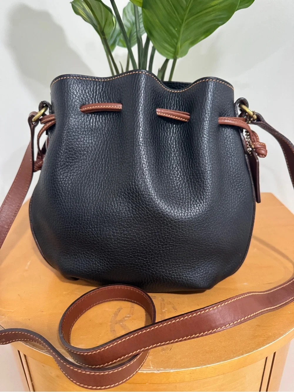 Coach Sheridan drawstring bucket bag
